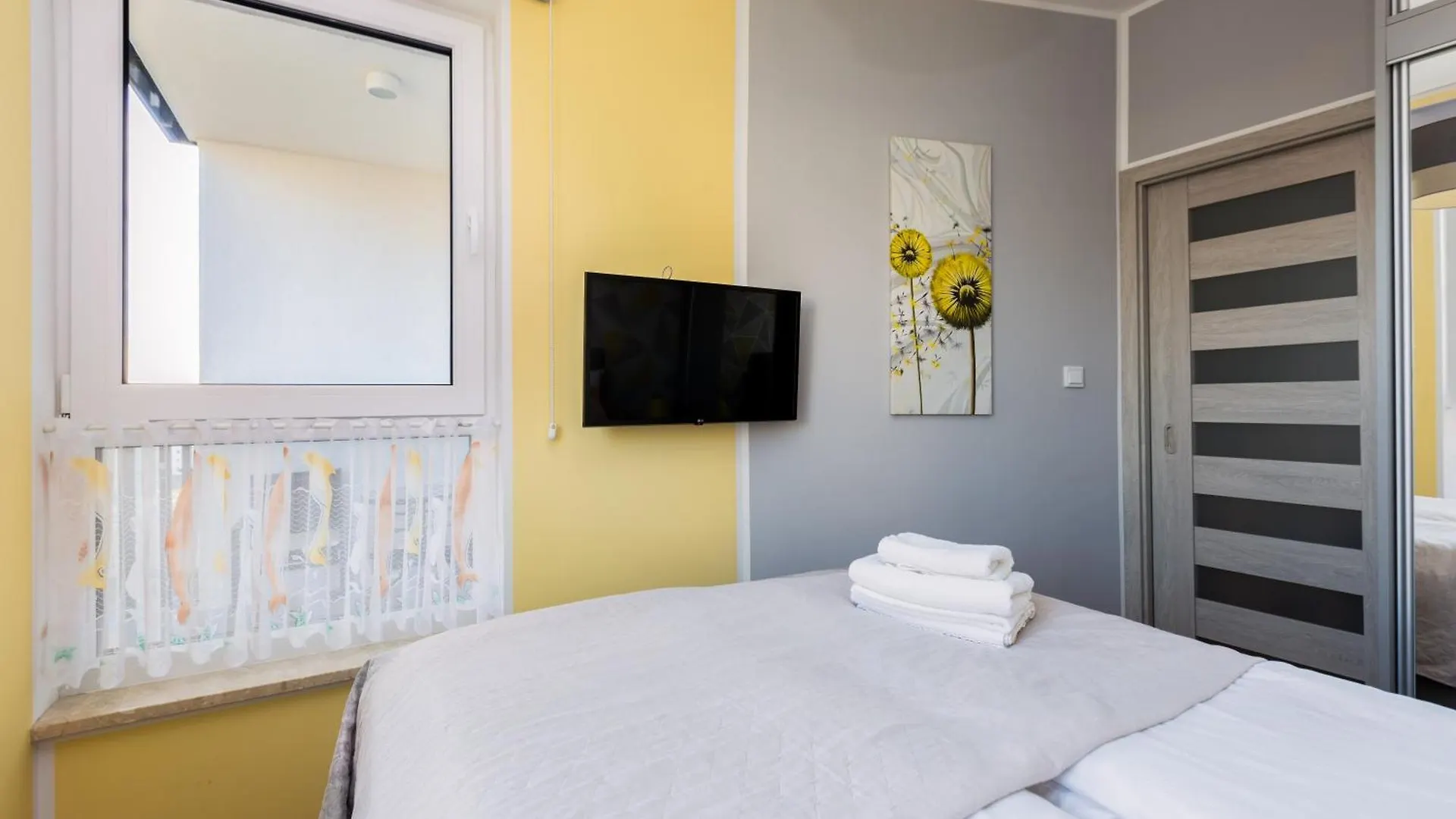 Arena Homely Apartment Gdansk